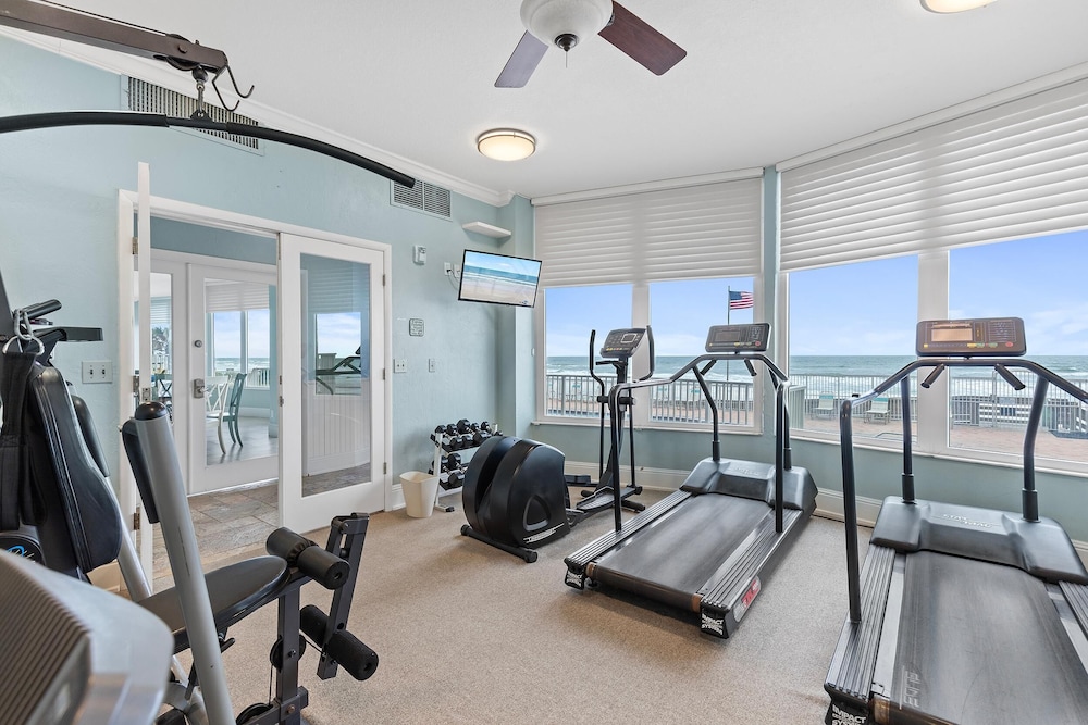 The Shores Club 1105