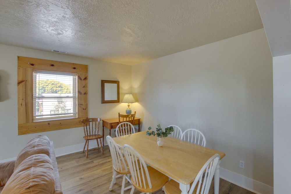 Idaho Vacation Rental Retreat: Near Bear Lake view 5