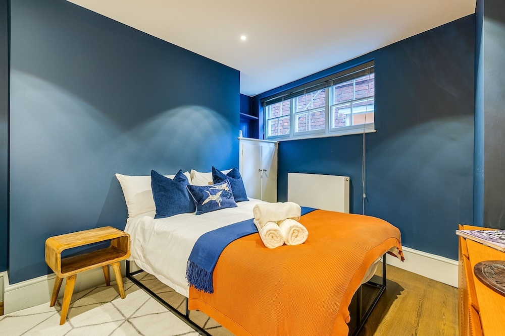 Charming Spacious 5 Bed Mews House - Kensington