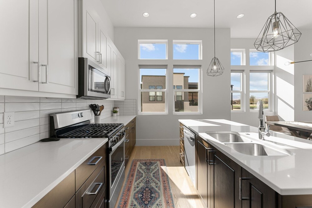 Villa #20 At Bloomington Country Club 3 Bedroom Condo