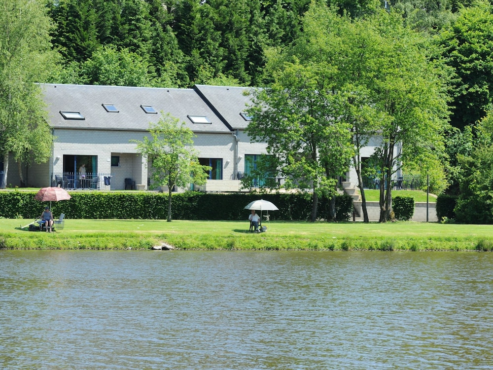 Comfortable, Renovated House With a Microwave, Near Vielsalm