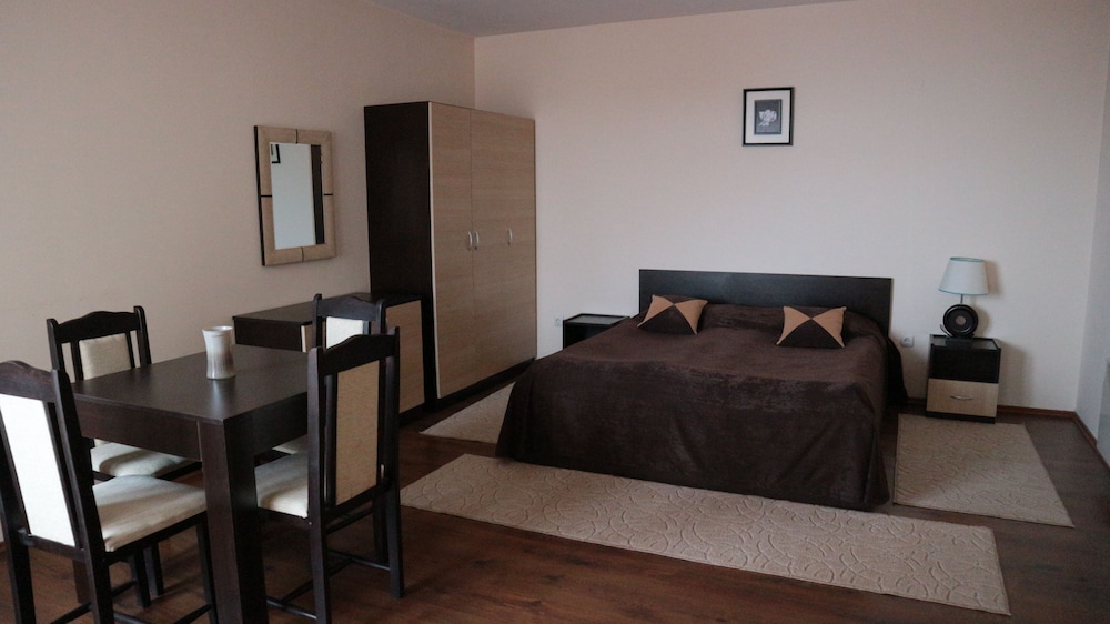 Bansko Vacations - Pirin Palace White Apartments - Property Image 14