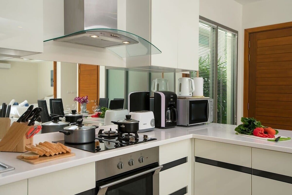 Laem Ka Residence by Tropiclook