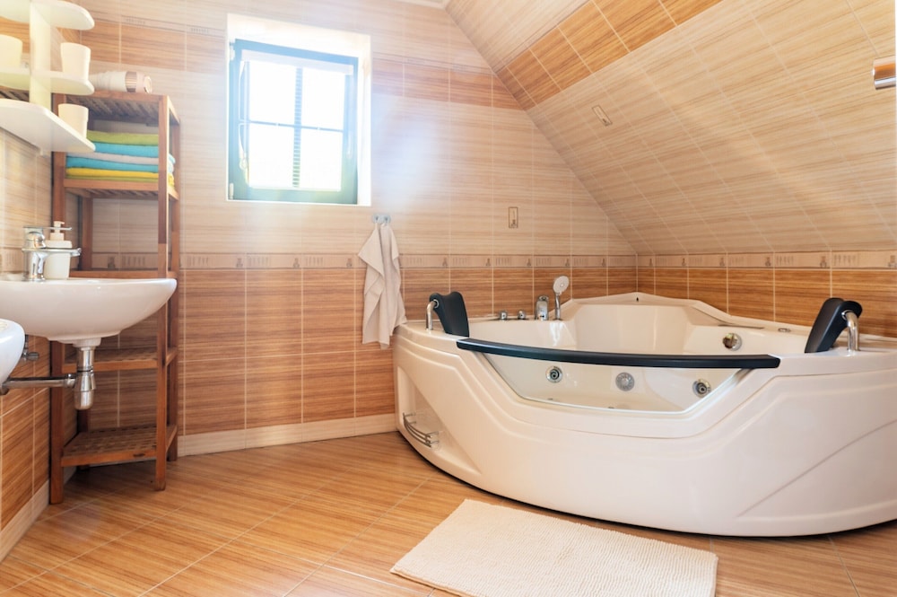 Villa in Rudnik With Pool & Sauna Retreat