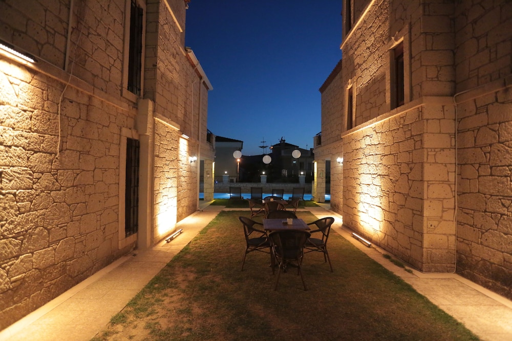 Fizzio Alaçatı Hotel - Image 39