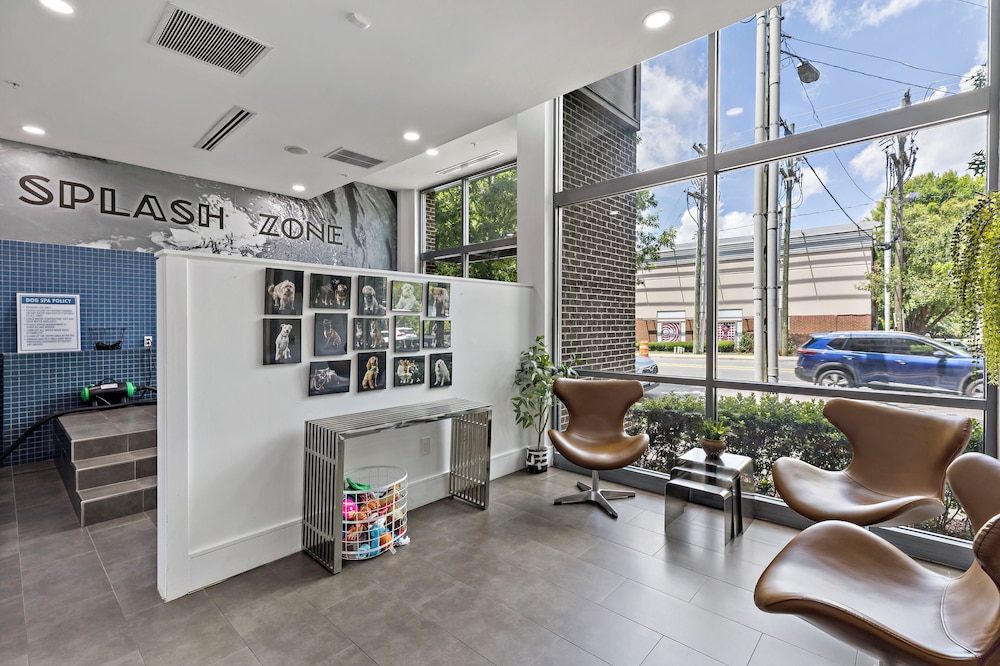 ROVE LIVING/KB - Midtown205