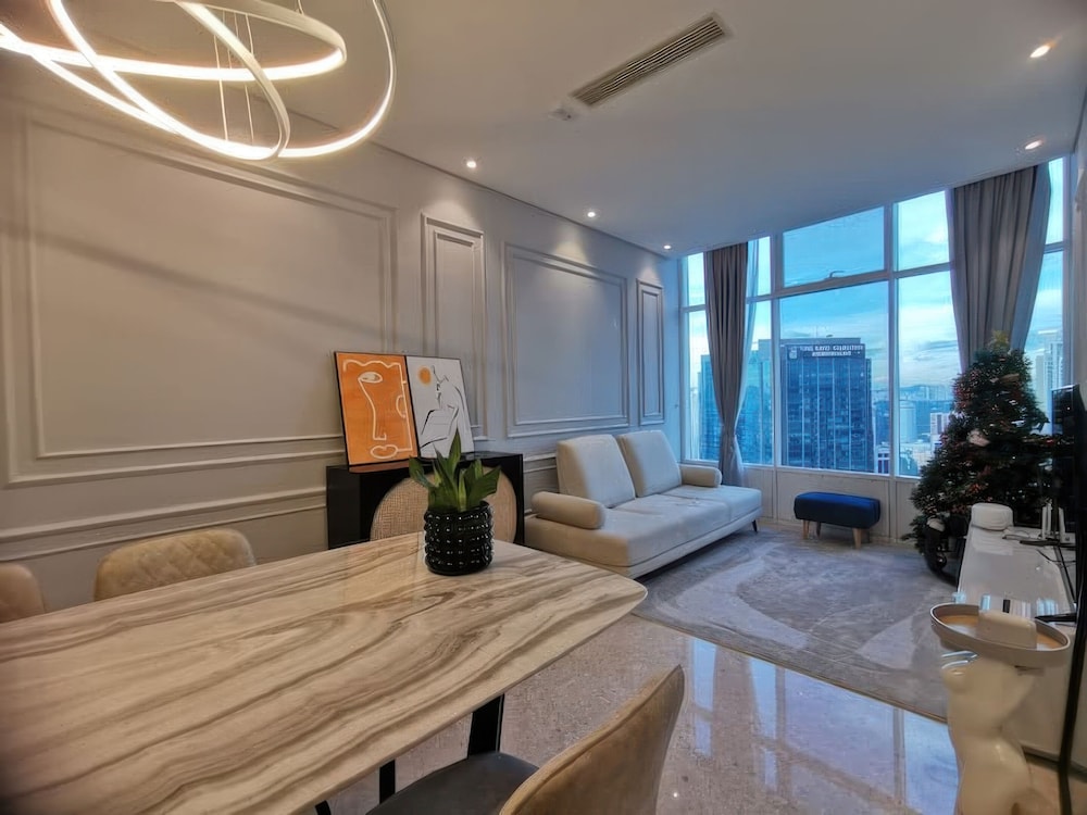 Staycation Sky Suites