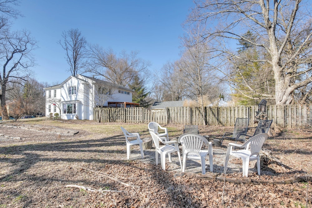 Spacious & Updated Farmhouse in Yellow Springs