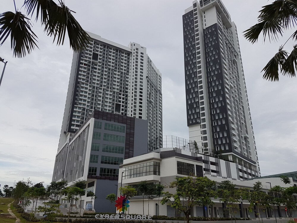 Cyberjaya Cybersquare