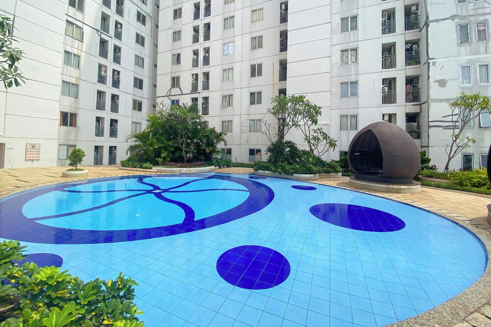 Good Deal And Homey 2Br Apartment Bassura City Near Mall
