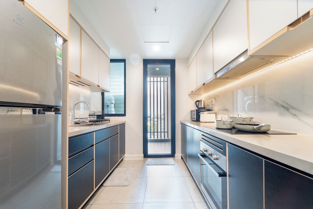 Luminous - Zenity Luxury Apartment - District 1