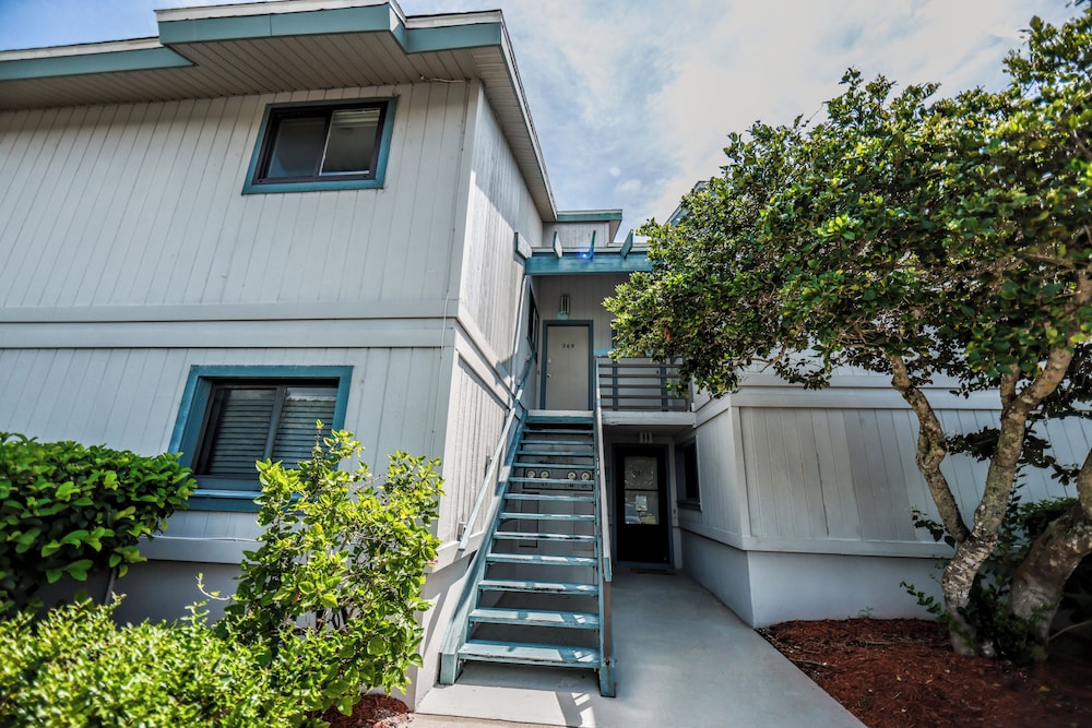 Sea Woods Condo 169