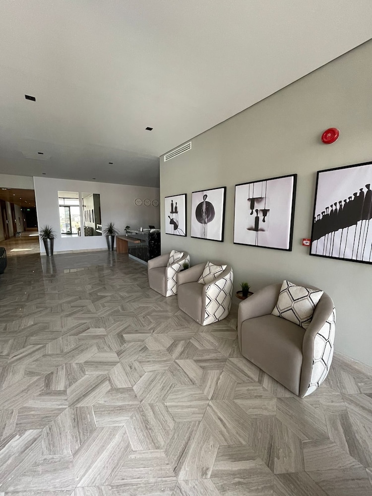 VOYAGE RESIDENCE
