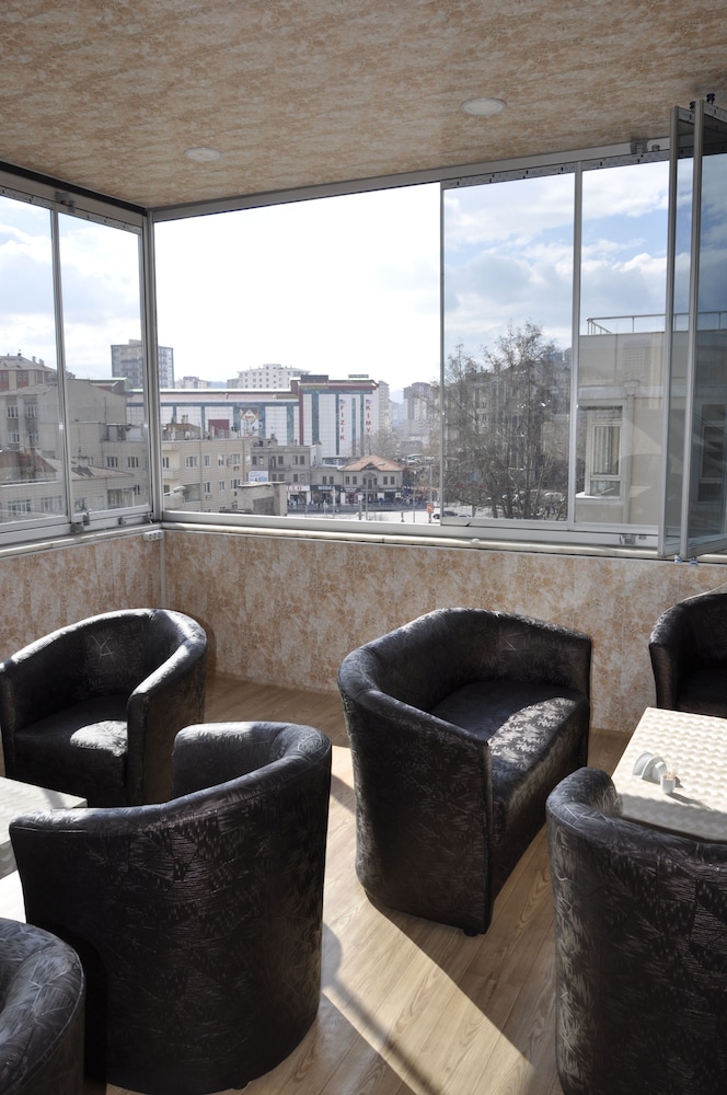 Azade Butik Otel