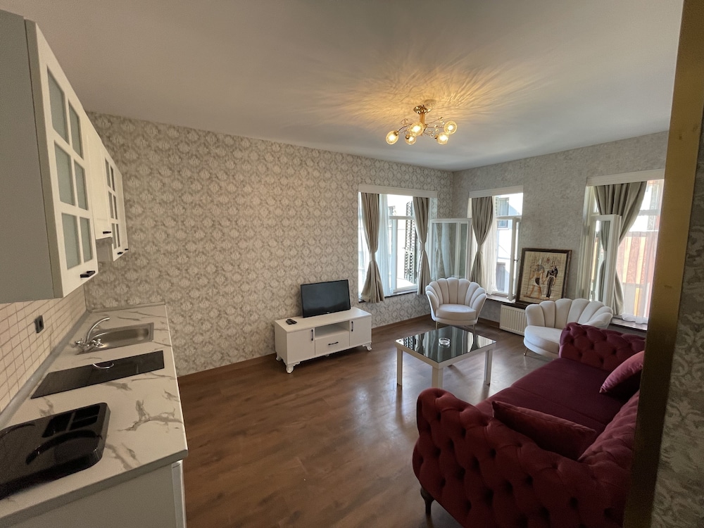 Moda Suit - Image 48