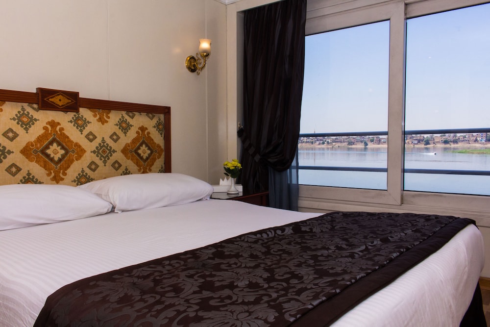 MS Nile Azur, Luxor-Luxor 7 Nts Cruise Sat-Sat