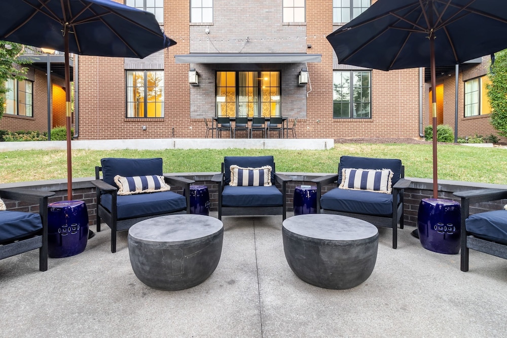 The Magnolia 10 - Avantstay Germantown w Private Balcony