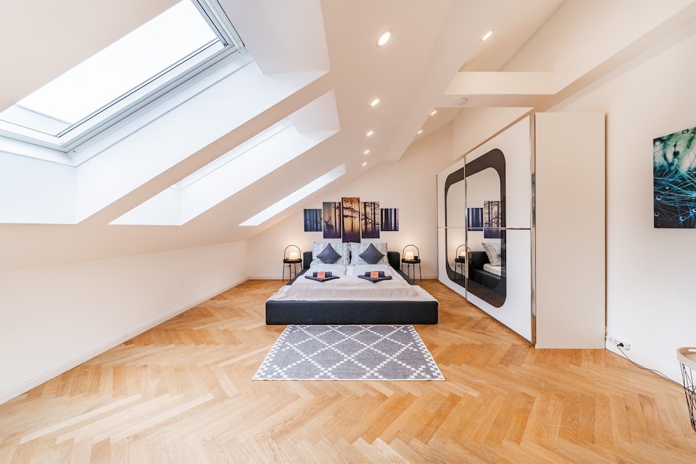 Terrace Apartment near Danube