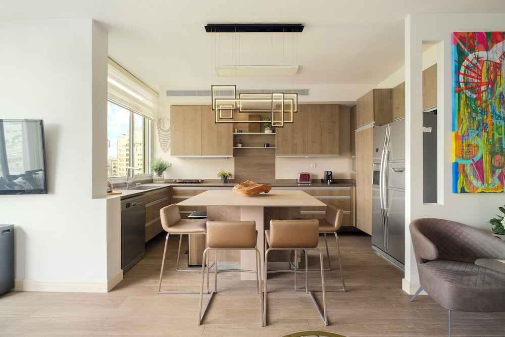 Ramat Aviv Stylish Stay by Sea N' Rent