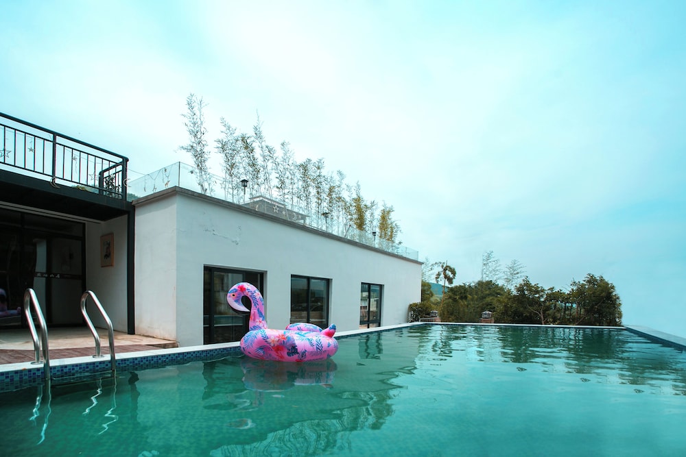 Chuxiu Hot Spring Boutique Homestay