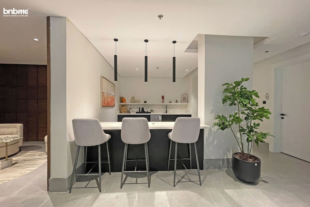 bnbmehomes- Cozy Suite in Al Mursalat-C2