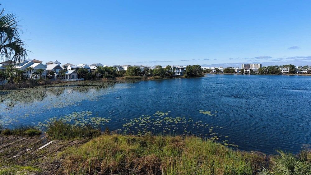 Lakefront Haven in Carillon Beach