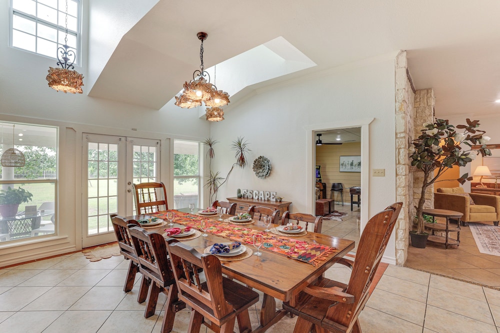 5 Acres! Countryside Getaway Outside Fort Worth