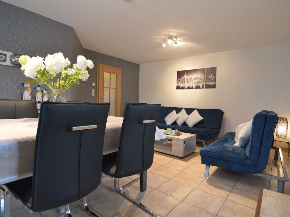 Combine City & Countryside in Well Kept House With Many Games, Next to a Farm