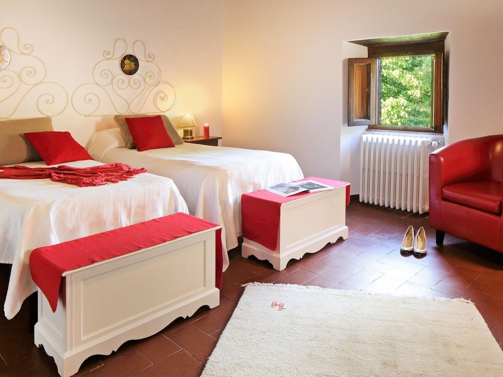 Villa With a Private Swimming Pool and Tennis Court