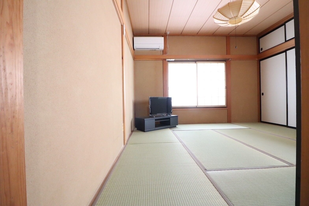 decopinhouse
