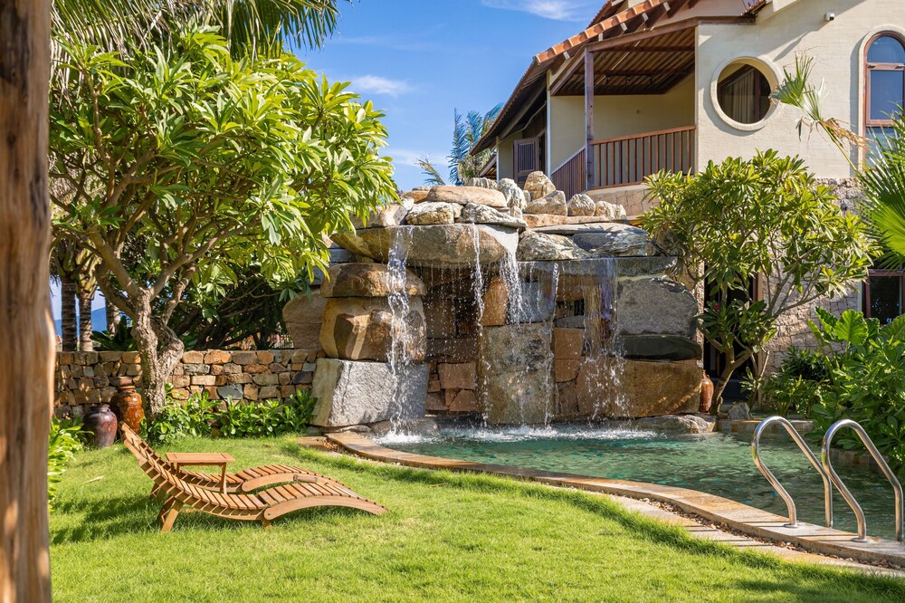 Sun Village Beach Resort