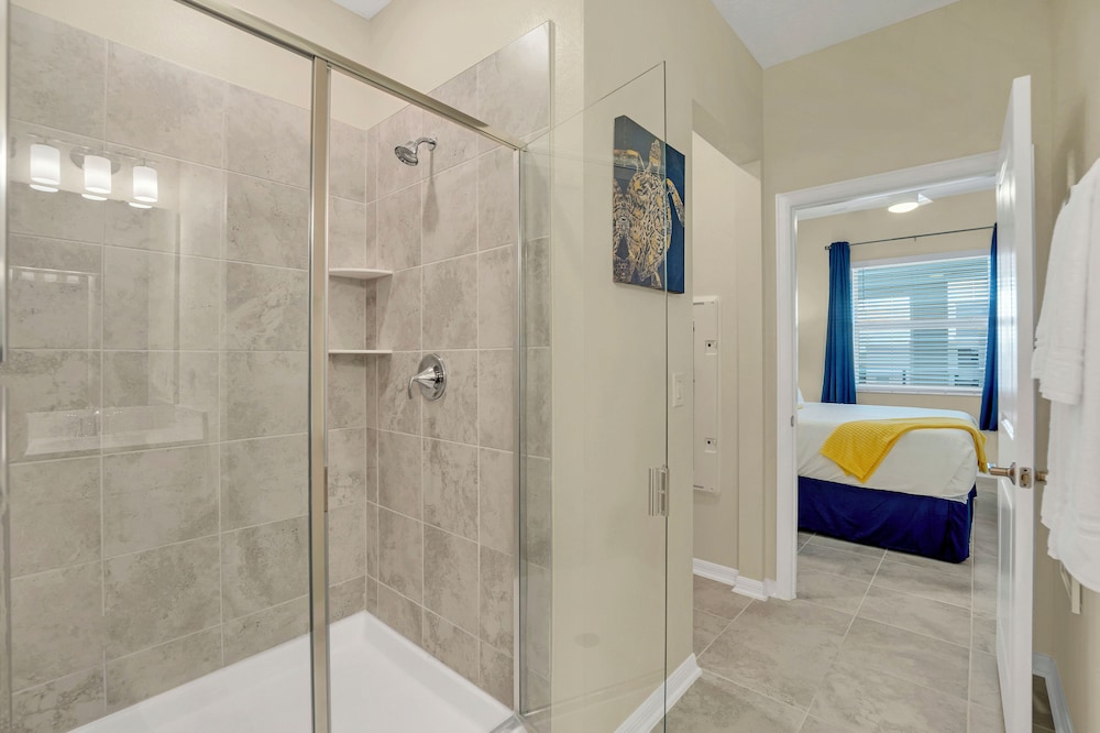 Cozy Condo Near Disney W/pool View! Free Waterpark view 5