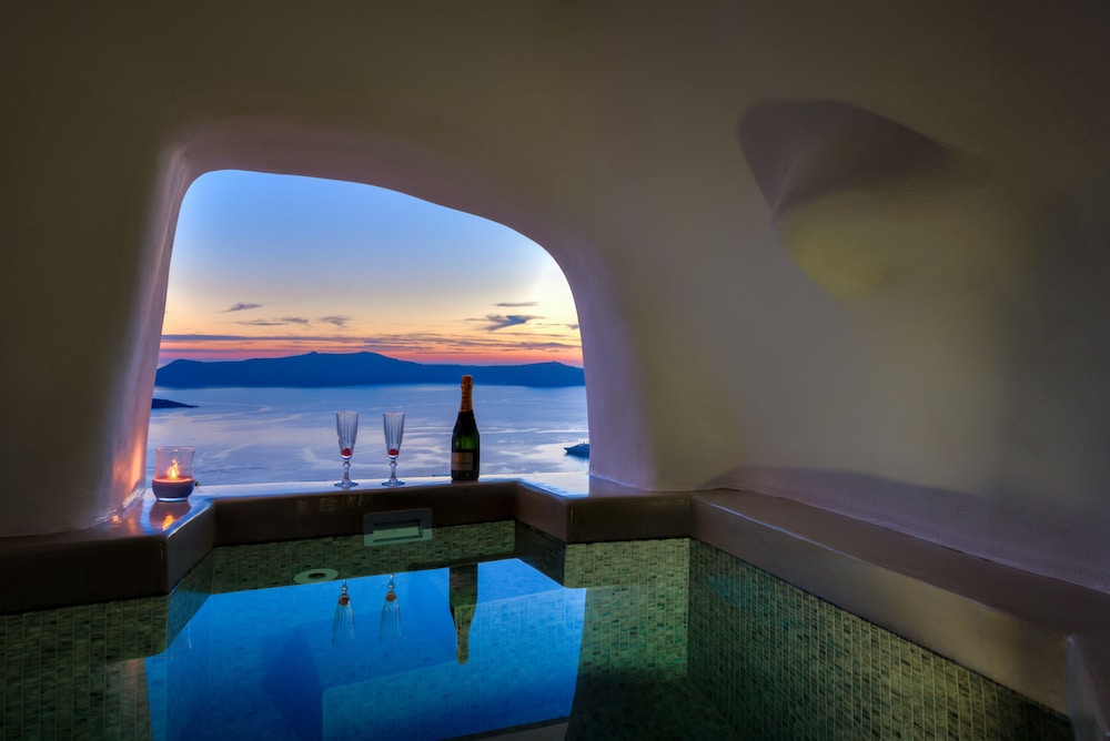 Iriana Suites