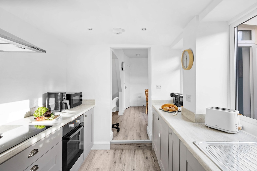 Gloster Town House Gorgeous Family Home Barnstaple