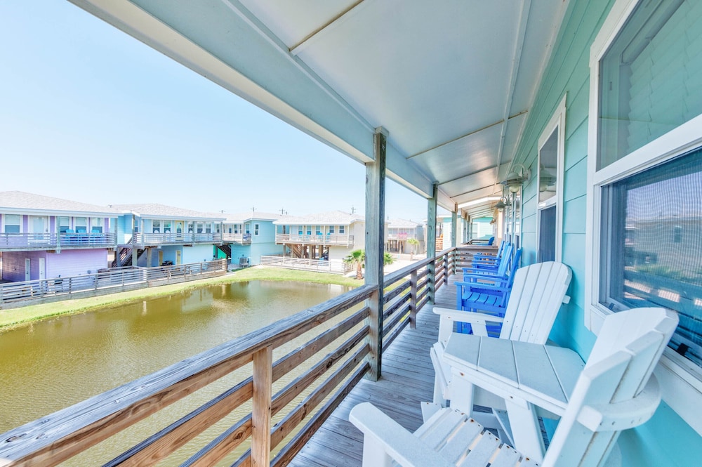 Best Little Shore House in Texas! view 5