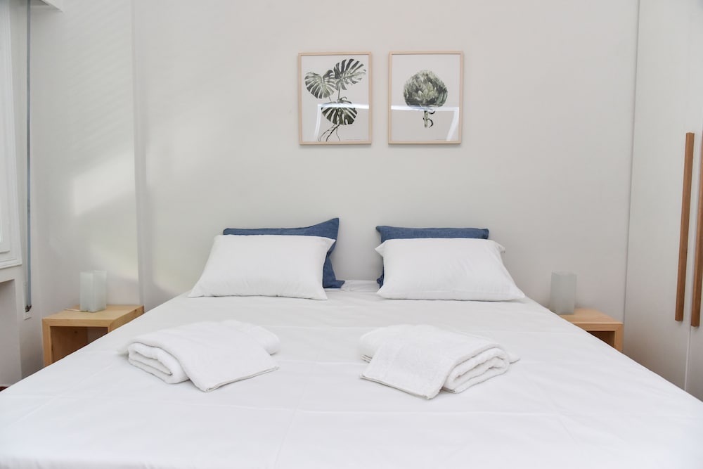 Modern  Apartment at Exarchia 1 bed 2 pers