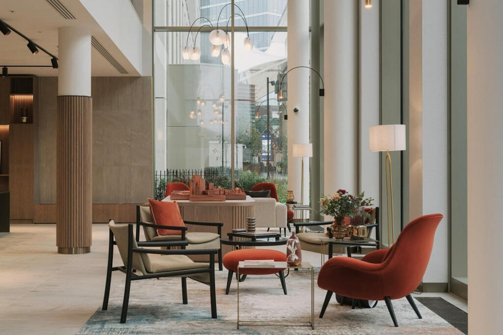 Remarkable 2bed Apartment in London view 2