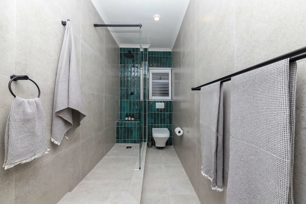Mouille Point Studio Including Welcome Basket