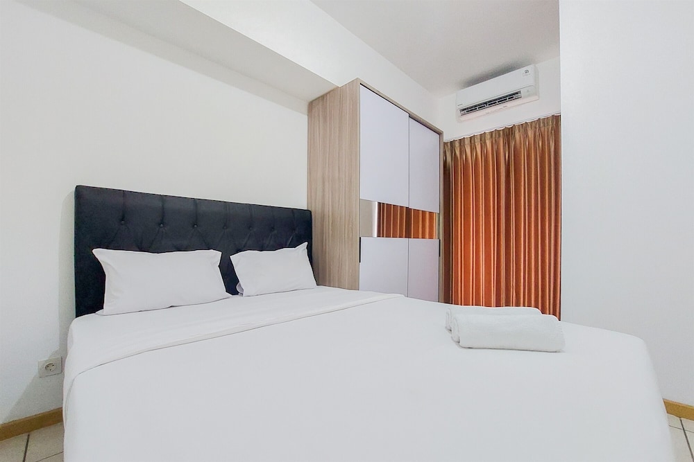 Comfort Living And Homey 2Br Apartment M-Town Residence