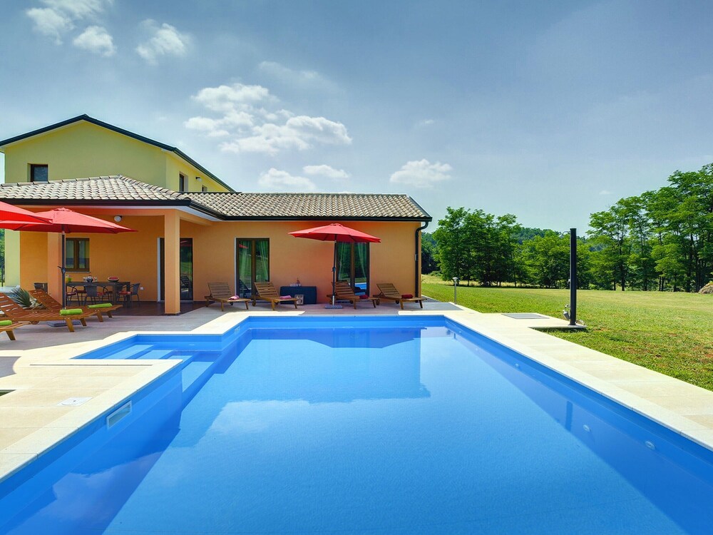 Villa in Pazin With Private Pool view 5