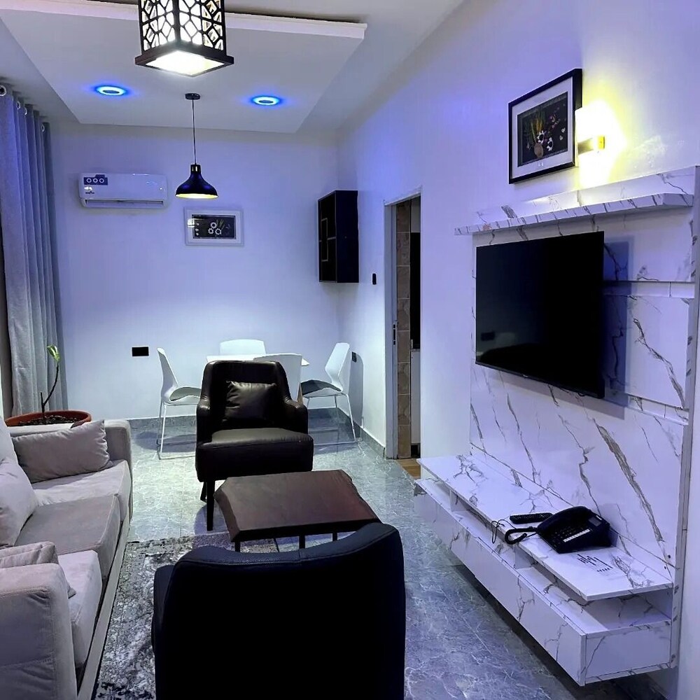 Bott Apartment