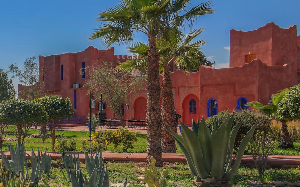 Riad Beloiseau