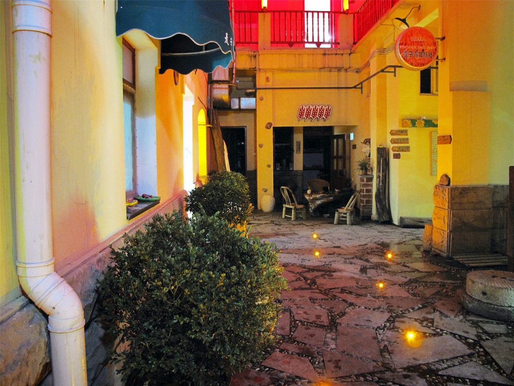 Qingdao Wheat Youth Hostel