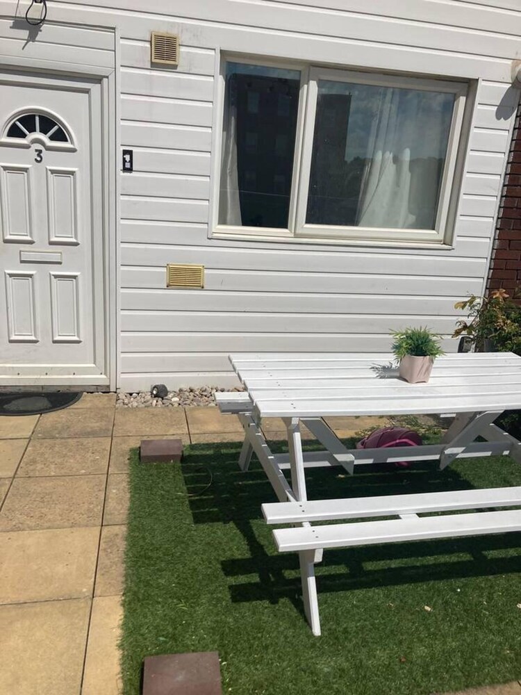 outdoor bbq area