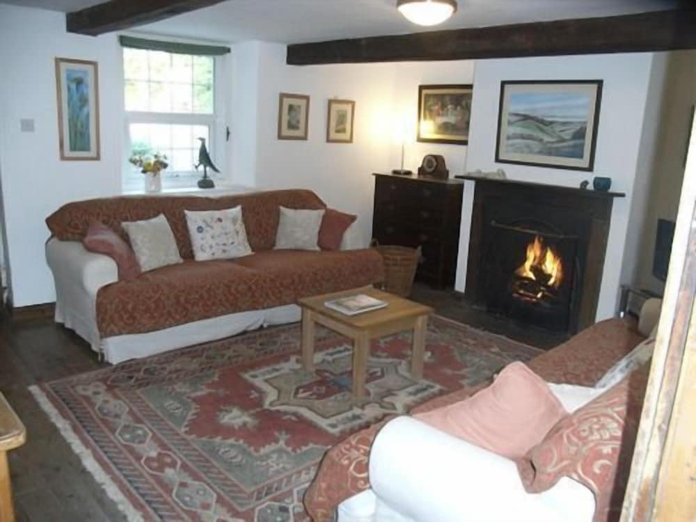 Wallace Lane Farm - Farm Home view 5