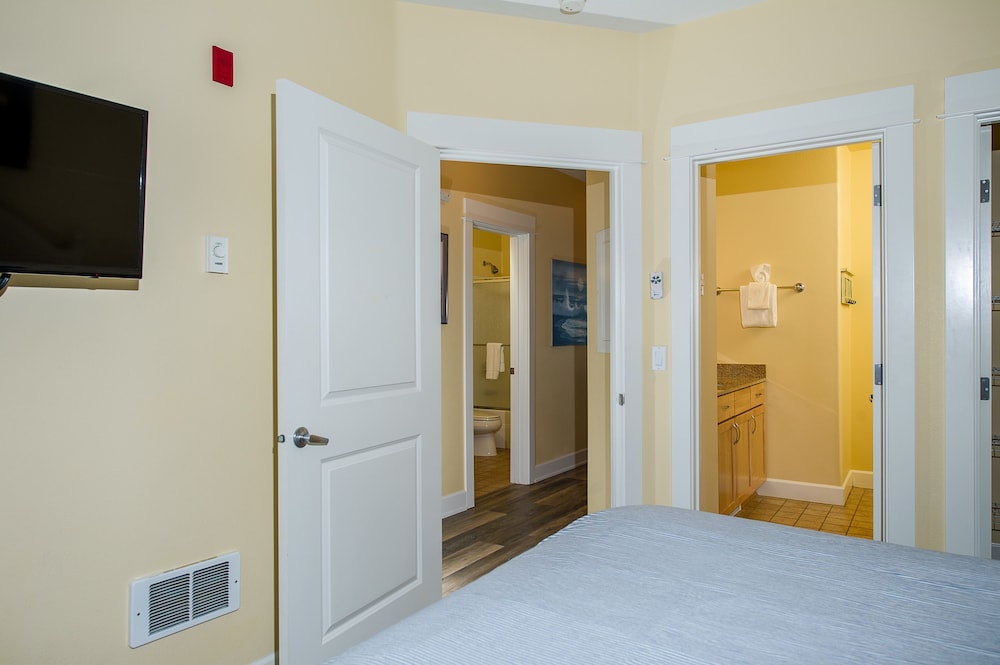Keystone Vacation Rentals - Tidal Treasure Condo