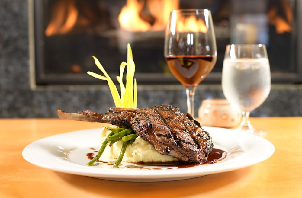 Niagara-on-the-Lake Vacations - The Shaw Club Hotel - Property Image 6