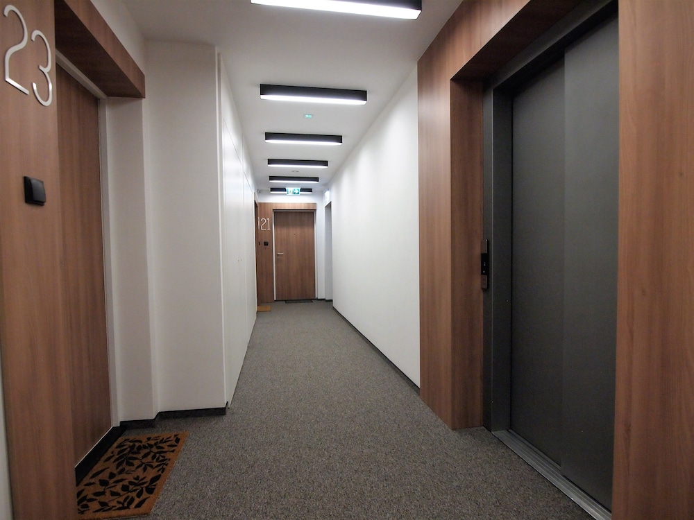 Airport Residence Green