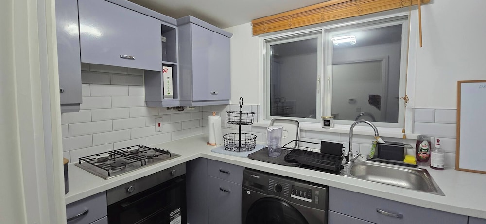 Stylish 2-bed Apartment in Newport, Perfect for a Relaxing Getaway