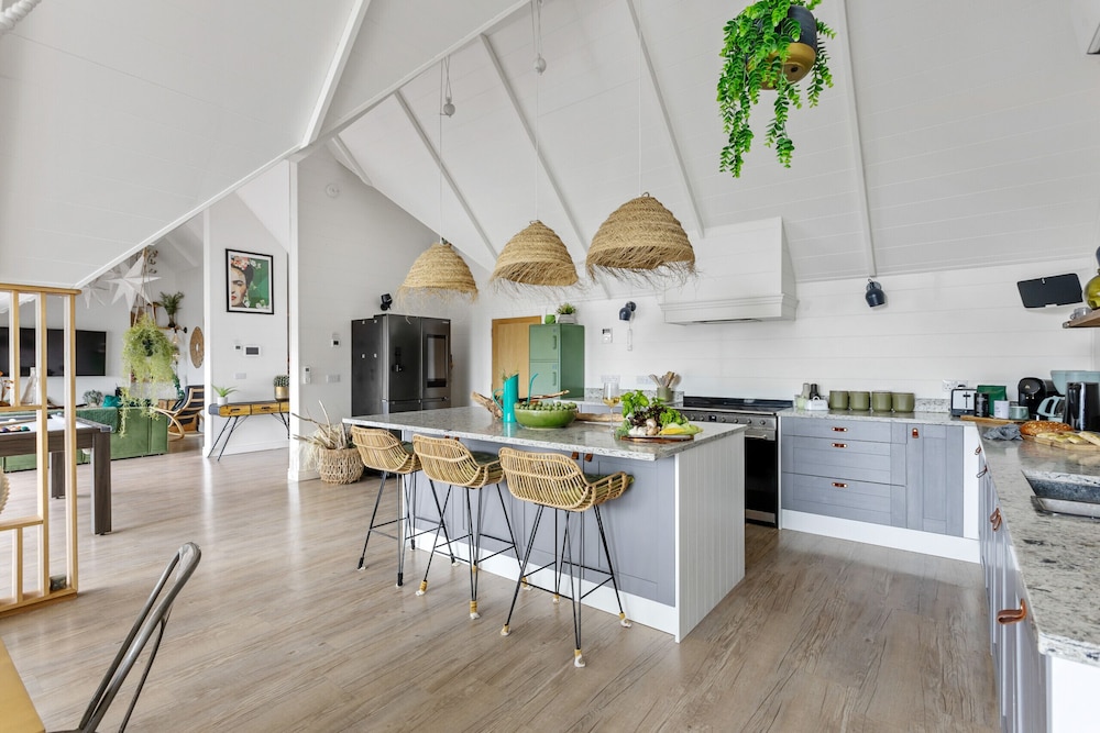 Sea Holly House in Beer